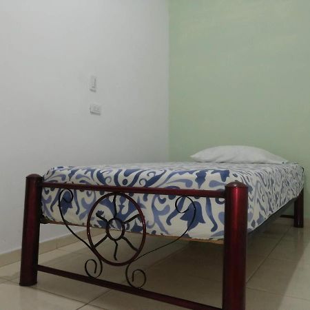 San Bosco Hostal Cali Bagian luar foto