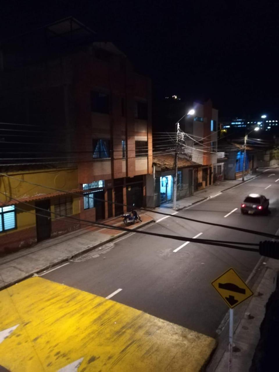 San Bosco Hostal Cali Bagian luar foto