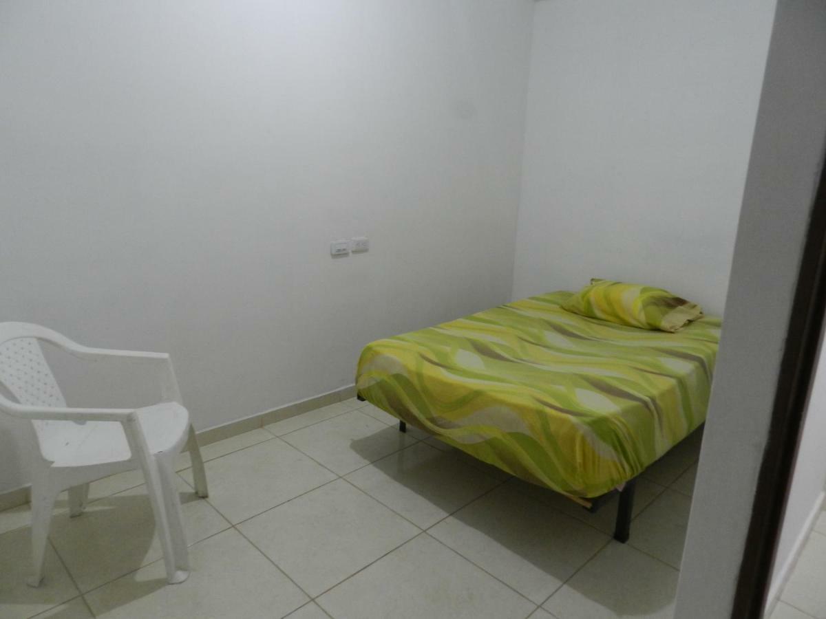 San Bosco Hostal Cali Bagian luar foto