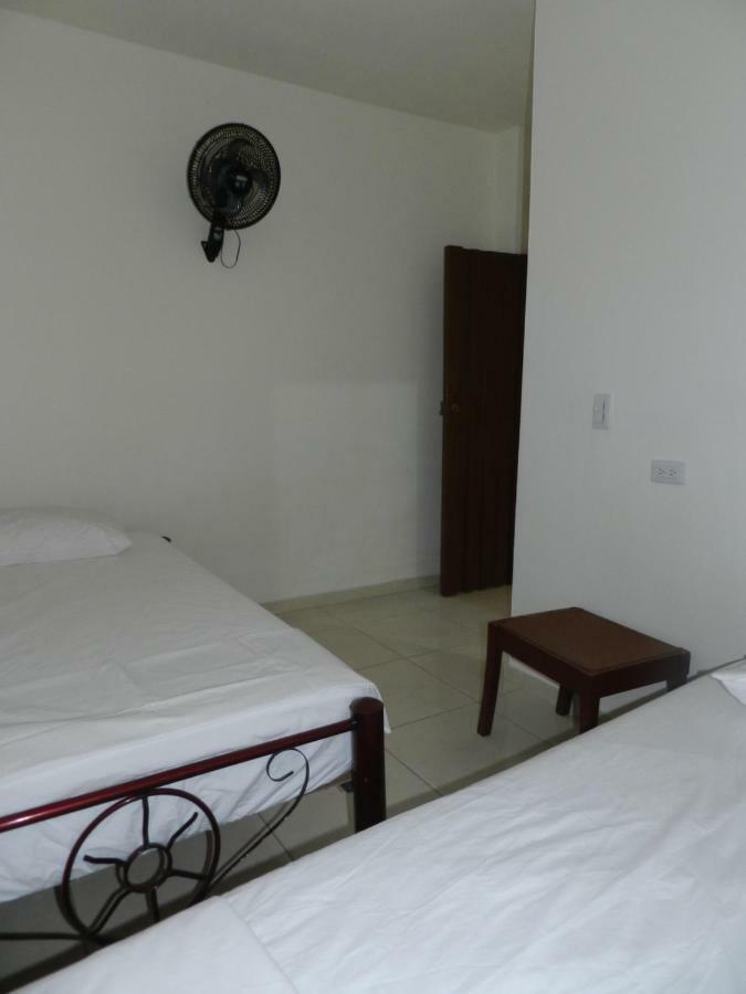 San Bosco Hostal Cali Bagian luar foto