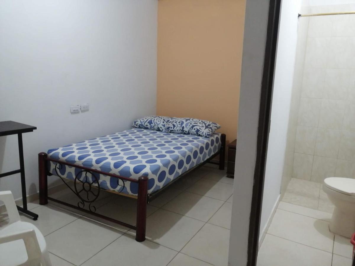San Bosco Hostal Cali Bagian luar foto
