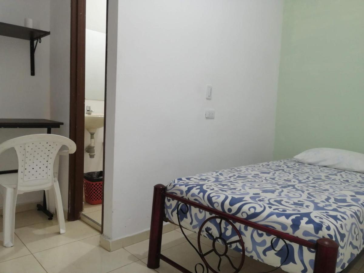 San Bosco Hostal Cali Bagian luar foto